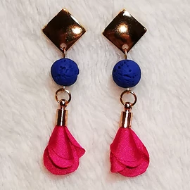 nina-kek-pink-viragbojtos-fulbevalo