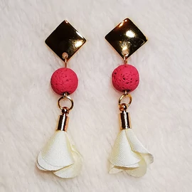 nina-pink--vajszin-viragbojtos-fulbevalo