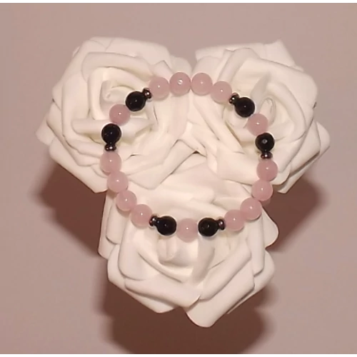 Rose&amp;Black_Threesome